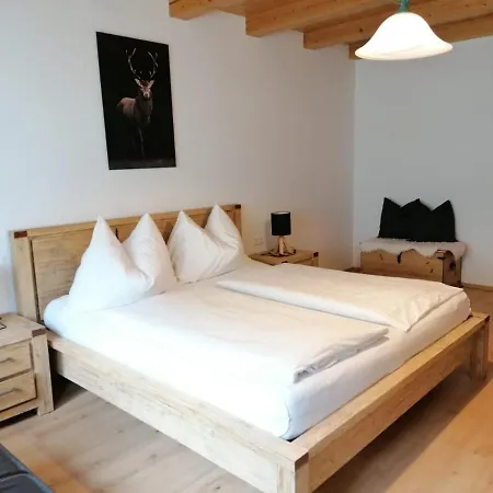 度假居 Grosses Helles Landhaus-apartment In Mit Garten 劳里斯