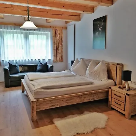 Grosses Helles Landhaus-apartment In Mit Garten Vakantiehuis Rauris