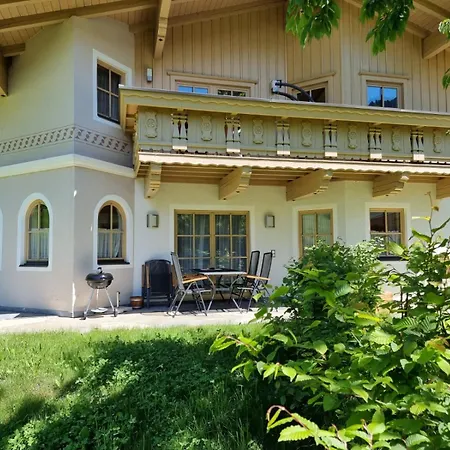 度假居 Grosses Helles Landhaus-apartment In Mit Garten 劳里斯